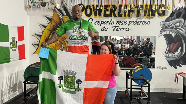 O atleta de Bench Press (Supino) Adriano Mutante, de 41 anos, participou do evento que leva seu nome, o Campeonato Adriano Mutante, Foto; Divulgação