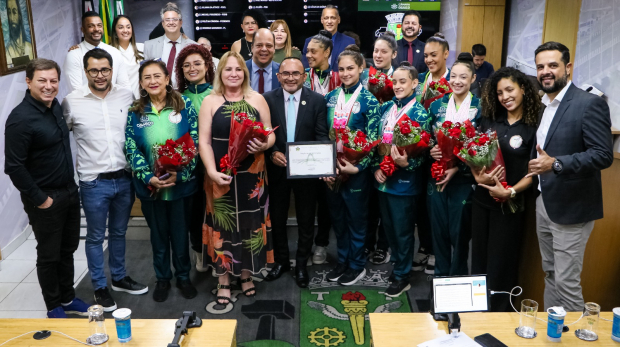 Equipe de Ginástica Rítmica de Osasco é homenageada pela Câmara Municipal com Moção de Parabéns. Fotos: Câmara Municipal de Osasco