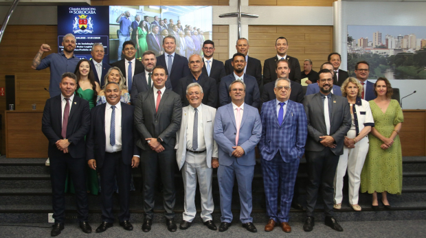 Vereadores, prefeito e vice-prefeito foram empossados nesta quarta-feira, 1º de janeiro.  Foto: Câmara de Sorocaba