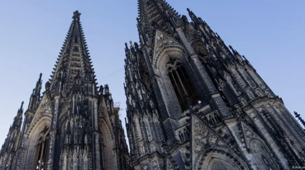 Mundialmente famosa: a catedral gótica pretendia fornecer um lar adequado para os Três Reis MagosFoto: Rolf Vennenbernd/dpa/picture alliance