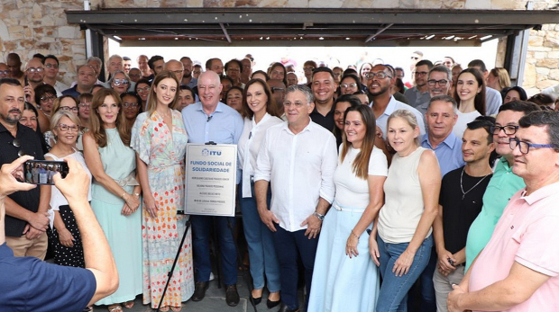 Momento de celebração da inauguração da nova sede do Fundo Social de Solidariedade (Funssol), com a presença de autoridades locais - Foto: Prefeitura de Itu