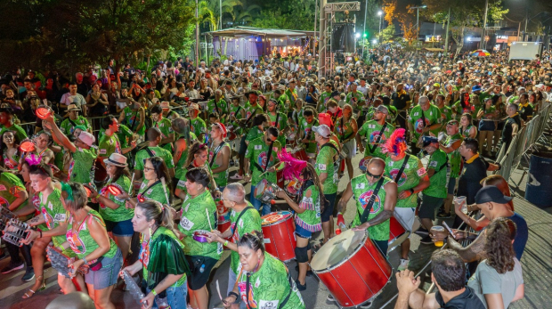 Bloco na rua, diversão garantida! O Carnaval de São Roque já tomou conta da cidade com muita música e animação. Foto: Prefeitura de São Roque