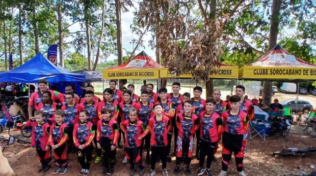 Equipes sorocabanas dominam o pódio Com 27 pilotos na pista, o Clube Sorocabano de Bicicross conquistou importantes pódios na 1ª etapa do Campeonato Paulista de BMX. O futuro do esporte sorocabano está garantido! Foto: Prefeitura de Sorocaba