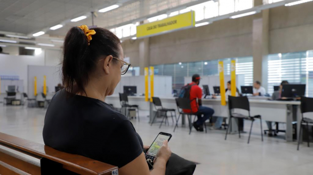 Oportunidade no ar!
Salários de até R$ 6.000,00 e vagas para diferentes perfis profissionais. Faça seu cadastro no gov.br ou vá até o Ganha Tempo. As cartas de encaminhamento são limitadas!  Foto: Prefeitura de Barueri