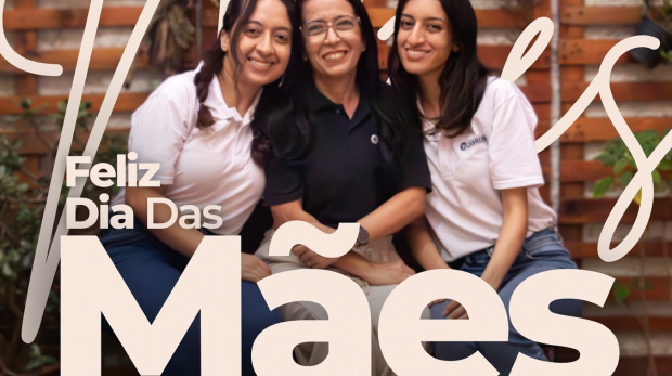 Claudiene Silva Viana com as filhas Raquel e Mírian: dedicação à família e à Prefeitura de Cabreúva - Foto: Prefeitura de Cabreúva