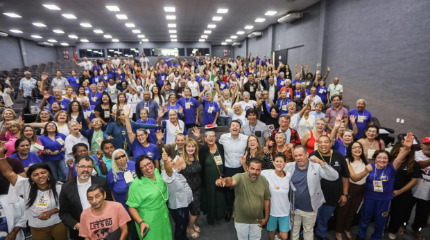 Autoridades, especialistas e população participaram ativamente da 3ª Conferência Municipal do Idoso, promovendo o diálogo sobre envelhecimento digno e políticas públicas inclusivas. Foto: Prefeitura de Santana de Parnaíba
