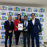 Adriany Carvalho e equipe apresentam o projeto Raquetes para a Vida ao secretário de Esporte do DF, Renato Junqueira, e à secretária Carla Andrade, abrindo caminhos para a chegada do esporte às regiões mais vulneráveis de Brasília.