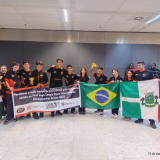 Jovens brasileiros da RoboEcus mostram talento e inovação na competição internacional de robótica.