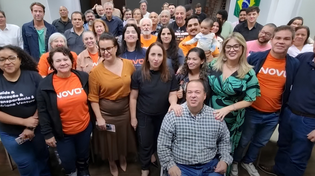 Lideranças da Região Oeste reunidas com a deputada Adriana Ventura para fortalecer o Partido Novo e preparar novas lideranças.  Foto: Divulgação