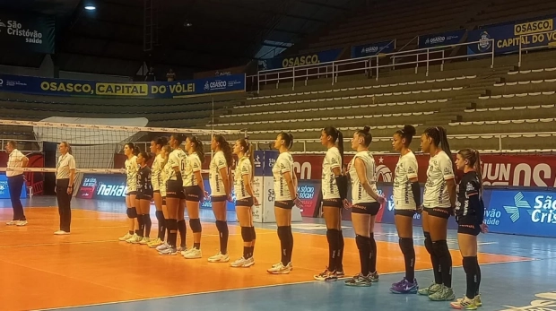 Ginásio José Liberatti recebe o Campeonato Brasileiro Interclubes Sub-21, reunindo jovens talentos do vôlei de todo o país. Foto e Texto: Giane Vieira
