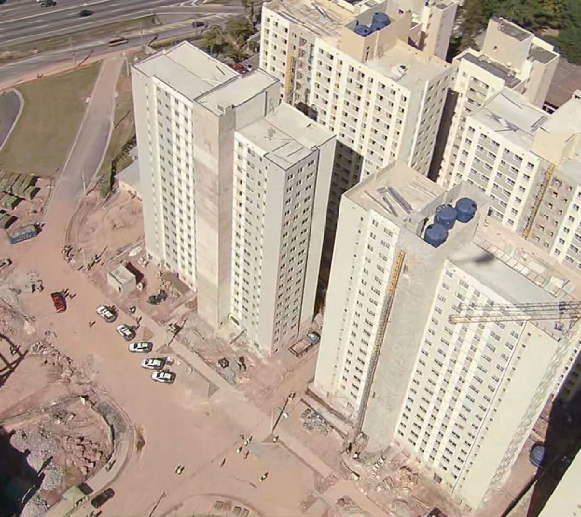 Local do acidente que deixou mortos na Zona Oeste de SP — Foto: Reprodução/TV Globo