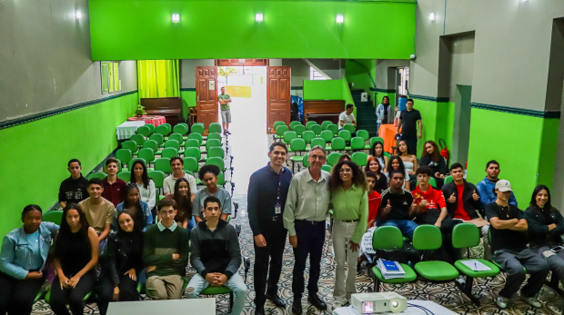 Novos talentos em ação!  A Prefeitura de Pirapora do Bom Jesus dá as boas-vindas aos estagiários do Programa BEEM, preparando-os para desafios reais e oportunidades reais. Foto: Prefeitura de Pirapora do Bom Jesus (Redes Sociais/Reprodução)