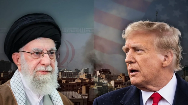 Da esquerda para a direita: o aiatolá do Irã Ali Khamenei, o presidente dos EUA, Donald Trump, tendo como pano de fundo as respectivas bandeiras e ataques com mísseis.
(crédito da foto: emarto da Getty Images, Kaboompics.com da Pexels, ILUSTRAÇÃO, Shutterstock / lev radin, wikimedia commons, Hamid Amlashi / WANA (Agência de Notícias da Ásia Ocidental) via REUTERS, e)