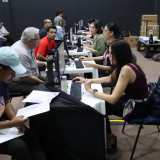 Candidatos participam do 39º Mutirão de Empregos Sorocaba, edição especial "Qualificação Profissional", no Parque Tecnológico. Oportunidades para vagas e cursos de capacitação movimentaram o evento. Foto: Prefeitura de Sorocaba