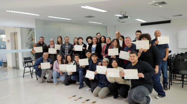 Novos agentes pelo meio ambiente: curso em Barueri forma profissionais para transformar comunidades!