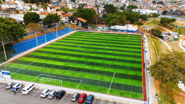 Prefeitura de Carapicuíba entrega revitalização do Campo do Planalto com ampla estrutura para esporte e lazer. Fotos: Prefeitura De Carapicuíba