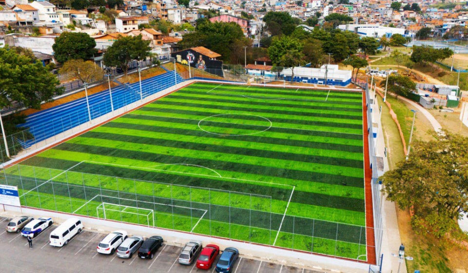 Prefeitura de Carapicuíba entrega revitalização do Campo do Planalto com ampla estrutura para esporte e lazer. Fotos: Prefeitura De Carapicuíba