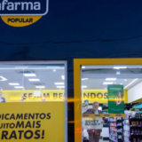 A rede Ultrafarma foi fundada por Oliveira no ano 2000