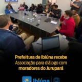 Representantes da AJA e moradores do entorno do Parque do Jurupará foram recebidos no gabinete da Prefeitura de Ibiúna para tratar de demandas urgentes e garantir o direito das famílias da região. O diálogo entre a gestão municipal e as comunidades tradicionais reforça o compromisso da Prefeitura com a escuta ativa e a construção de soluções justas para todos. Foto: Prefeitura De Ibiúna (Redes Sociais/Reprodução)