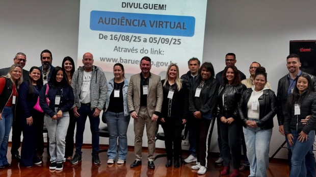 Participação cidadã em ação: audiência pública discute o futuro orçamentário de Barueri com transparência e diálogo. 💬📊 Foto: Prefeitura De Barueri (Redes Sociais/Reprodução)