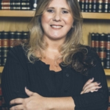 Ana Paula De Raeffray: especialista em saúde suplementar analisa os desafios jurídicos da cobertura de medicamentos importados no Brasil. Foto: Divulgação 