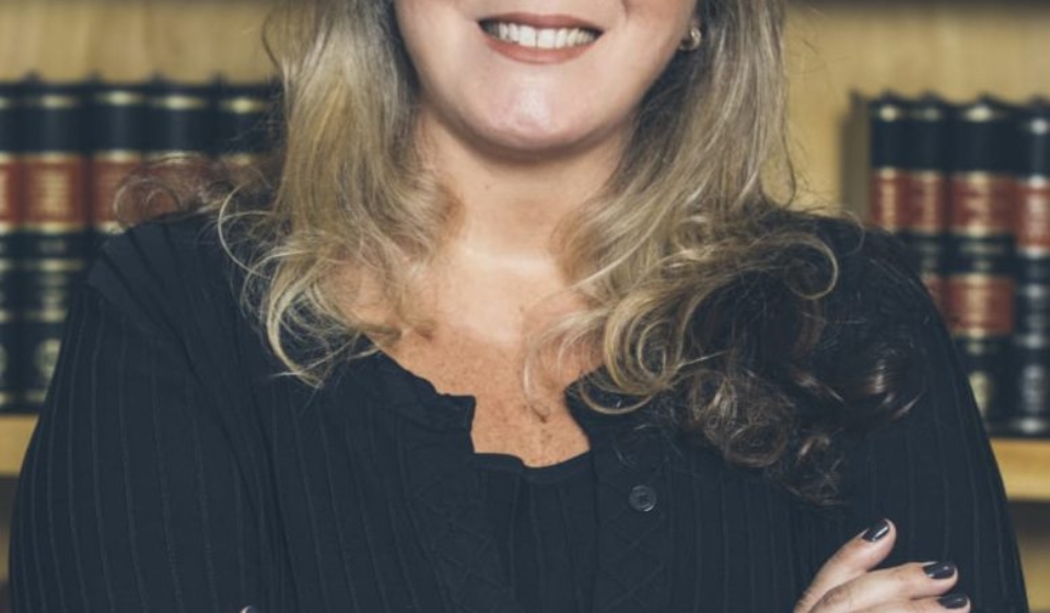 Ana Paula De Raeffray: especialista em saúde suplementar analisa os desafios jurídicos da cobertura de medicamentos importados no Brasil. Foto: Divulgação 