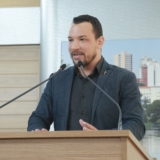 Dylan Dantas solicita apoio ao Secretário Guilherme Derrite para expandir o Programa JBA em todo o Estado. Foto: Câmara de Sorocaba