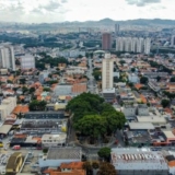 Presidente Altino com praça Dicran Echrefian ao centro / Fotógrafa: Paola Eid