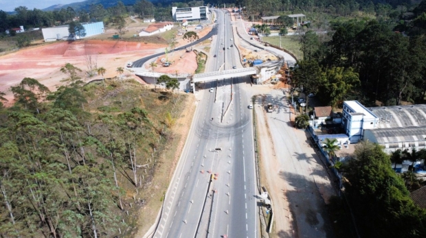 Obras avançadas no km 46+800 da Raposo. Foto: 
Comunicação ViaOeste