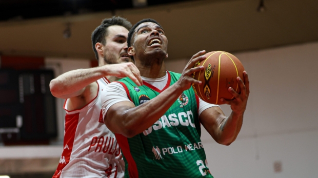 Matheus Weber contra o Paulistano. Foto: Wilian Oliveira/Foto Atleta