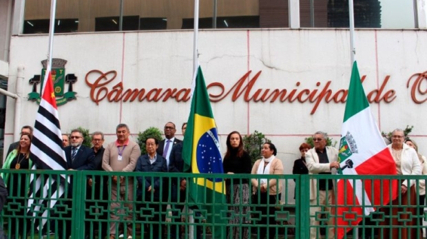 Osasco celebrou os 143 anos de nascimento do pioneiro da aviação latino-americana, Dimitri Sensaud de Lavaud, com uma solenidade emocionante na Câmara Municipal. Foto: Câmara De Osasco