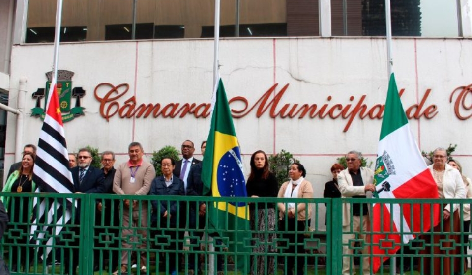 Osasco celebrou os 143 anos de nascimento do pioneiro da aviação latino-americana, Dimitri Sensaud de Lavaud, com uma solenidade emocionante na Câmara Municipal. Foto: Câmara De Osasco