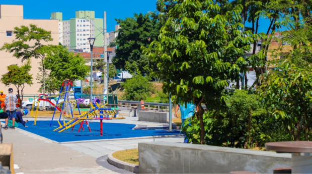 Osasco integra o Outubro Urbano da ONU-Habitat com debates sobre cidades justas e sustentáveis. Programação de 22 a 24/10 na Unifesp inclui ações sobre habitação, mudanças climáticas e políticas urbanas. Fotos:  Secom/PMO