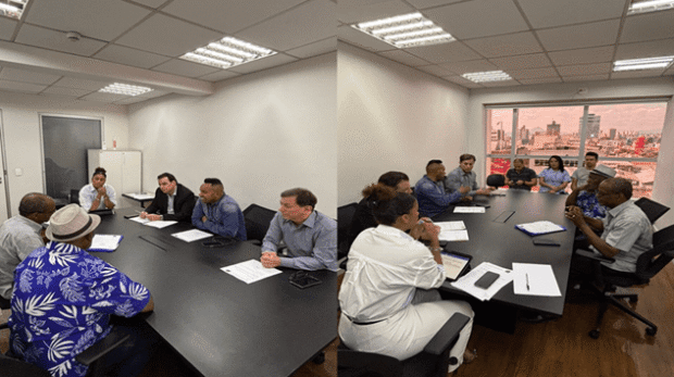 Representantes da ASPAAPO e vereadores da Comissão do Idoso durante a reunião na Câmara Municipal de Osasco - Foto: Divulgação