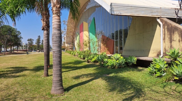 Oficina de marca-páginas em aquarela na Biblioteca Municipal “Jorge Guilherme Senger”: criatividade e leitura de mãos dadas. Foto: Prefeitura De Sorocaba