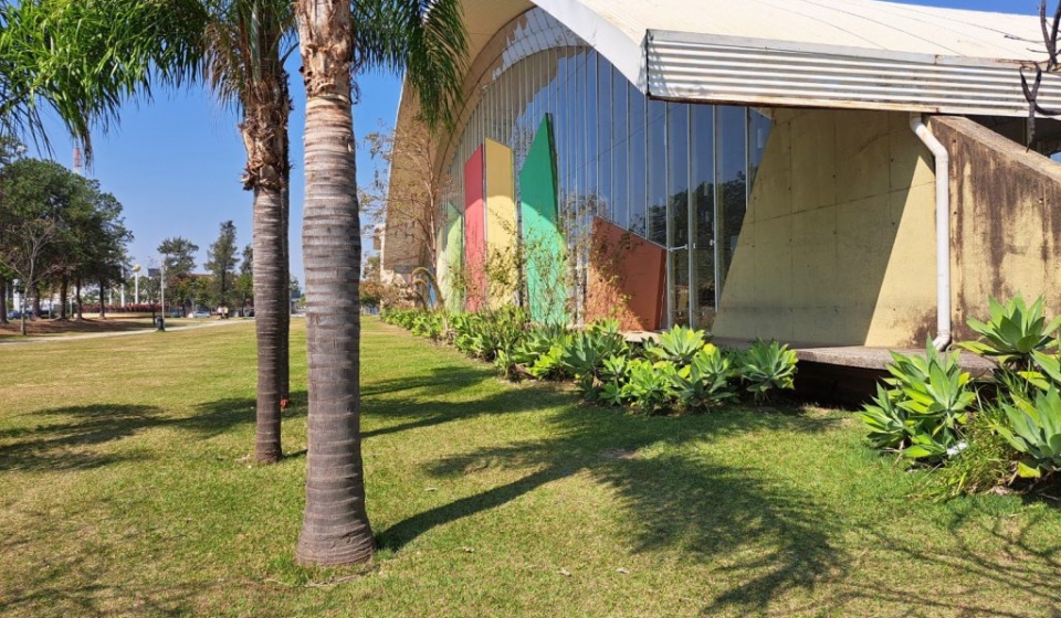 Oficina de marca-páginas em aquarela na Biblioteca Municipal “Jorge Guilherme Senger”: criatividade e leitura de mãos dadas. Foto: Prefeitura De Sorocaba