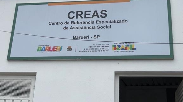 Equipe do Creas pronta para o novo horário de atendimento, reforçando o compromisso com o acolhimento e a defesa de direitos. Foto: Prefeitura De Barueri