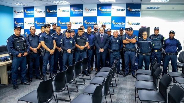 👮♂️ O CIOESTE recebeu o Secretário Nacional de Segurança Pública, Dr. Mário Sarrubbo, para apresentação de projetos federais que fortalecem a segurança nos municípios da região. Foto: CIOESTE (Redes Sociais/Reprodução)