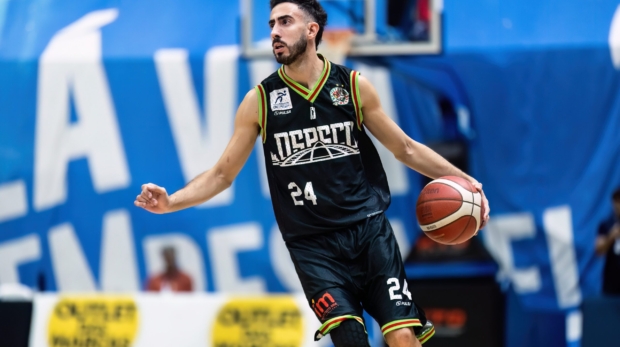 Alejo Britos em quadra diante do KTO Minas. Foto: Hedgard Moraes/MTC