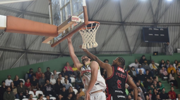 Primeiro confronto da história entre a Coruja e o heptacampeão nacional promete casa cheia e muita emoção com entrada gratuita. Foto: Bruno Ulivieri/Basket Osasco