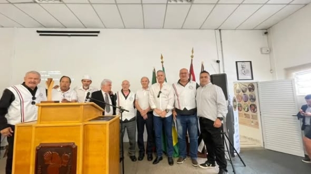 A Ordem dos Emancipadores de Osasco recebe oficialmente o acervo histórico da Família Christensen, garantindo a preservação de 130 anos de história cívica. Foto: Alê Belcorso (Arquivo Pessoal/ Reprodução)