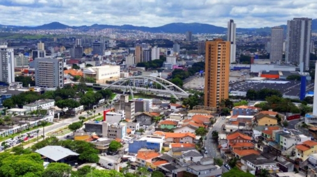 Com foco em saúde, serviços essenciais e participação popular, vereadores aprovam orçamento bilionário que vai nortear os próximos quatro anos da cidade.