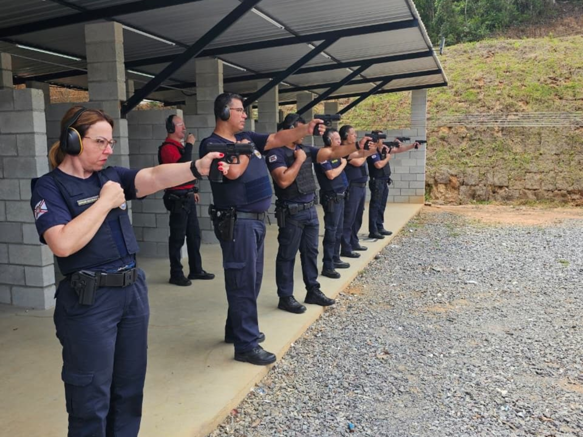 A GCM de São Roque concluiu treinamento de tiro para aprimorar técnicas, segurança e preparo operacional, reforçando a proteção da população.
