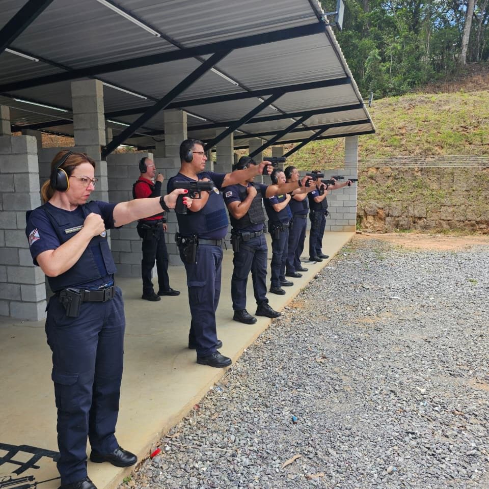 A GCM de São Roque concluiu treinamento de tiro para aprimorar técnicas, segurança e preparo operacional, reforçando a proteção da população.