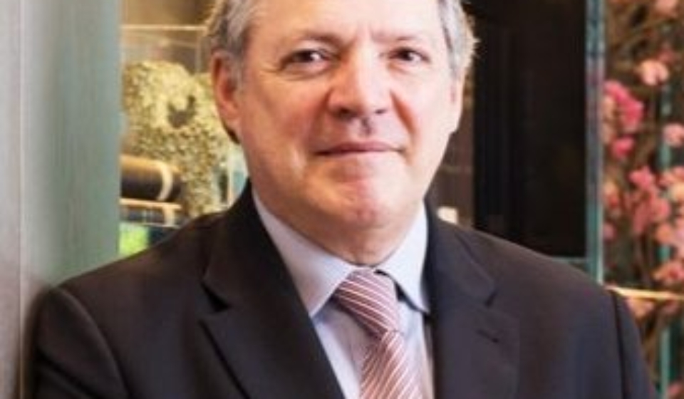 Wagner Balera, professor titular da PUC-SP, analisa as fragilidades do sistema de classificação de risco bancário e o papel do Fundo Garantidor de Créditos. Foto: Divulgação