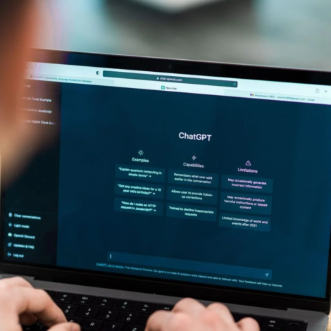 A revolução da inteligência artificial já está criando novas carreiras — e a Estácio sai na frente ao lançar oito graduações inéditas, pensadas para formar profissionais das profissões que estão surgindo agora.