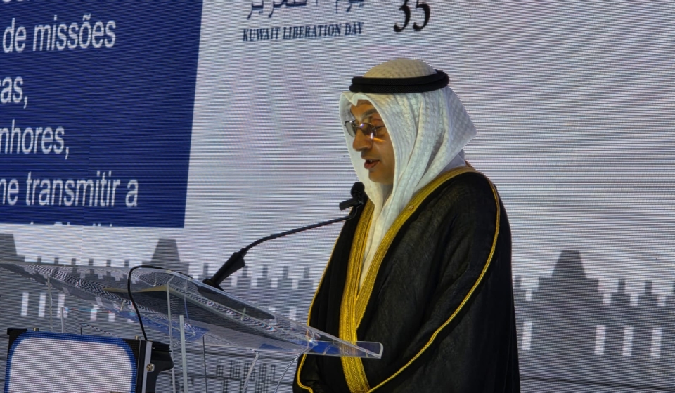 Embaixador Talal Rashed Almansour discursa durante a celebração do 65º Dia Nacional do Kuwait, em Brasília. Foto: Divulgação