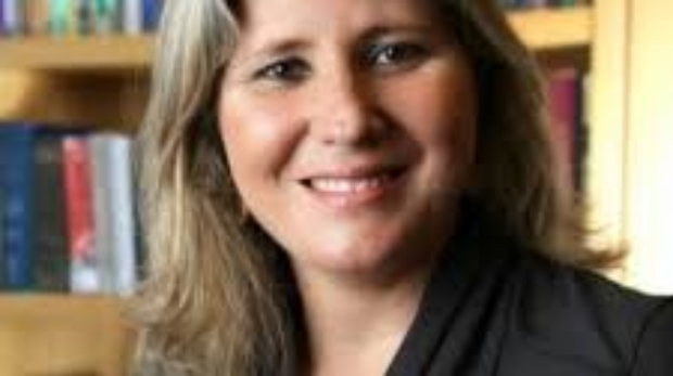 Ana Paula De Raeffray é especialista em regulação e sustentabilidade do setor de saúde.