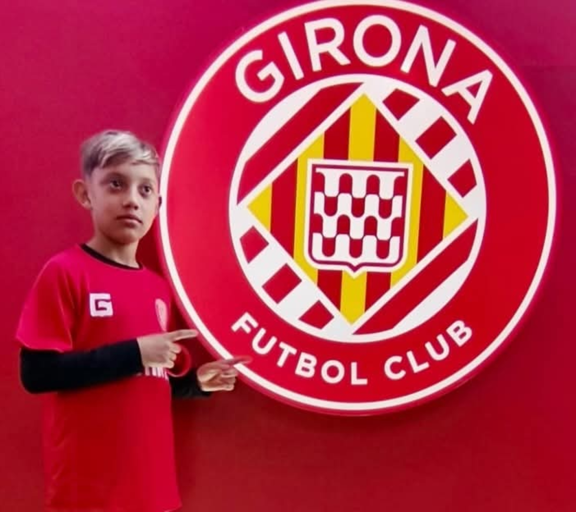 Atleta de Cabreúva representa a cidade em torneio internacional de futsal na Espanha. Foto: Prefeitura De Cabreúva