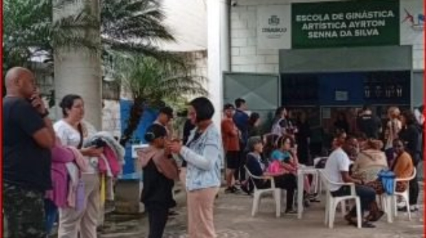 Pais e responsáveis aguardam para garantir vagas na ginástica artística para crianças nascidas em 2020 em Osasco. Foto: Divulgação